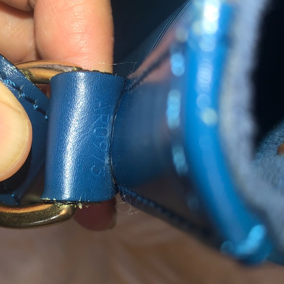 Authentic Louis Vuitton Noe in EPI Blue - Picture 10 of 16